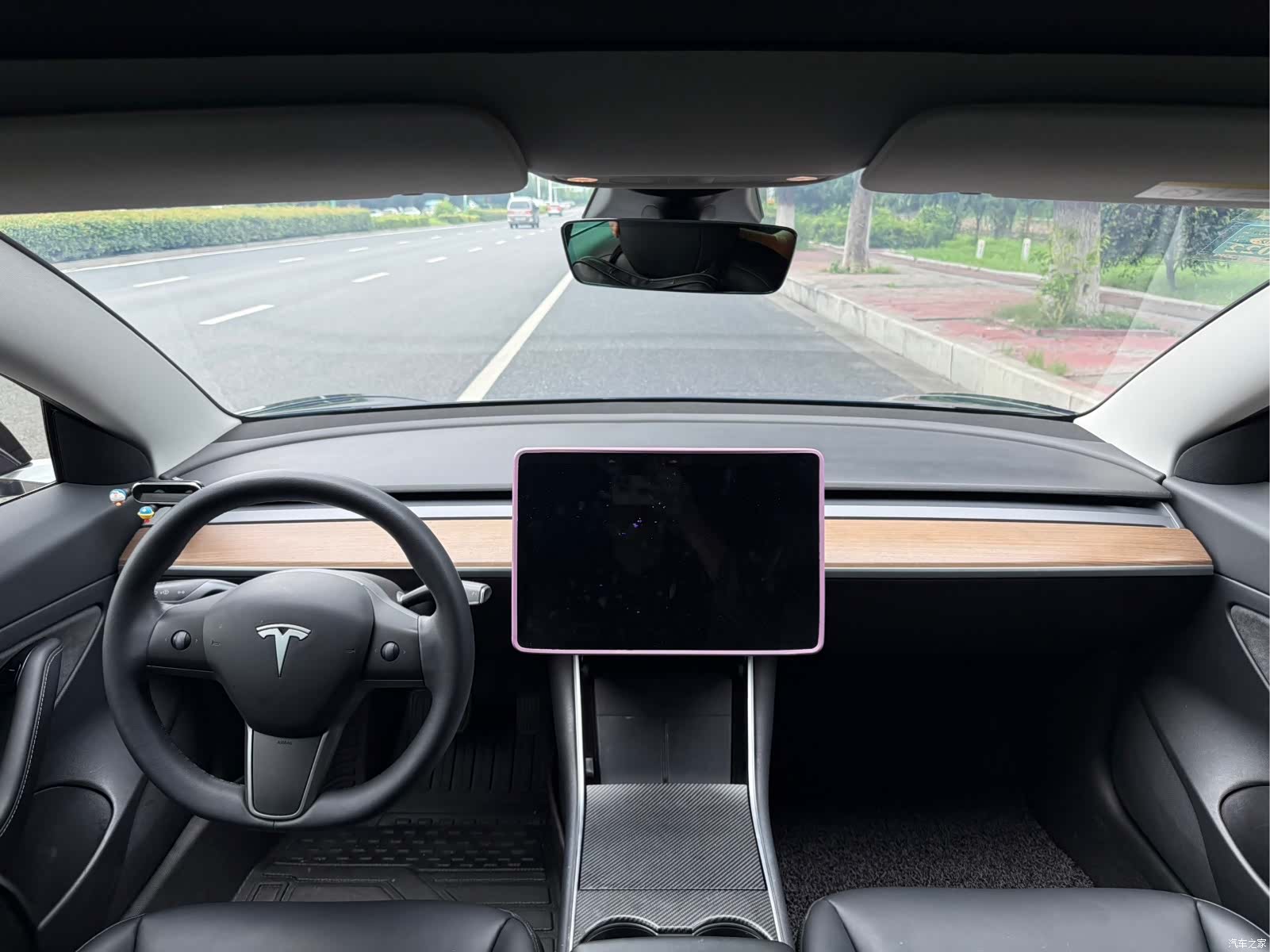Tesla Model 3, 2020 8