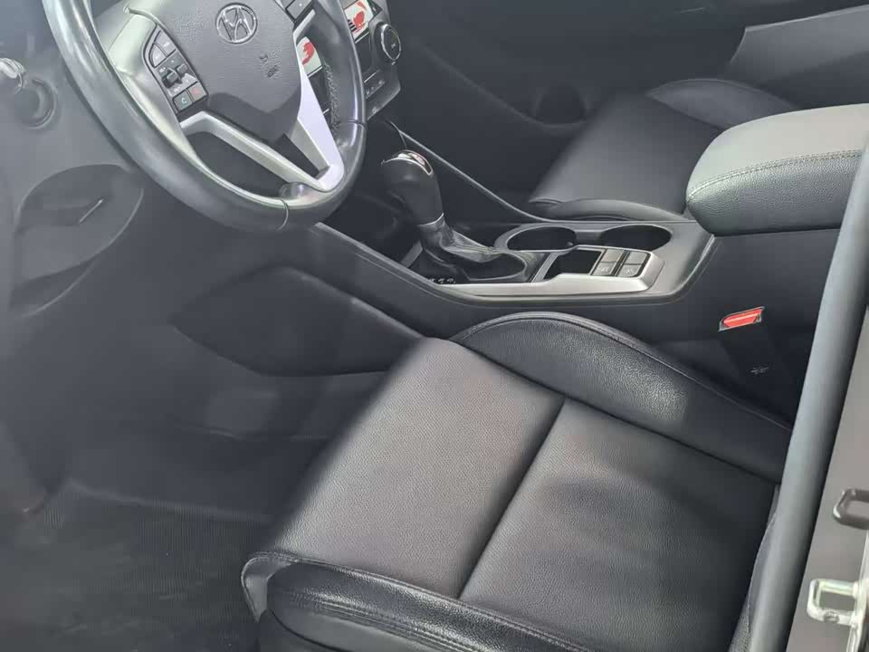 Hyundai Tucson Hyundai Tucson