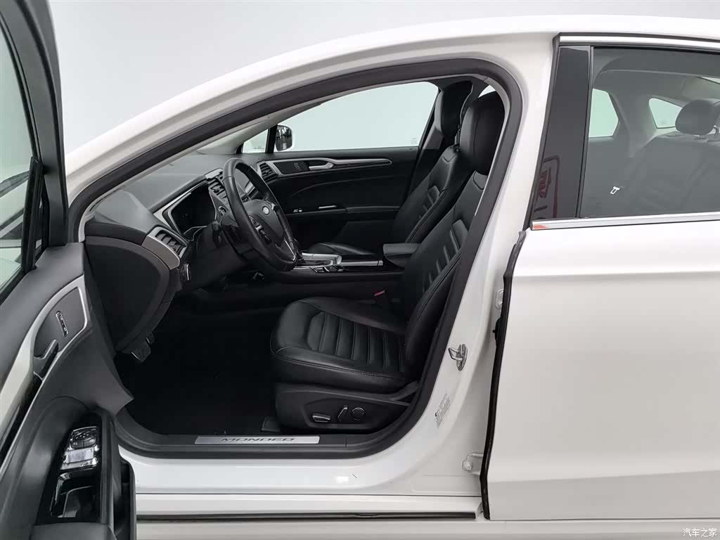 Ford Mondeo, 2016 10