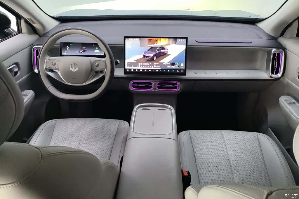 Leapmotor B10, 2025 12