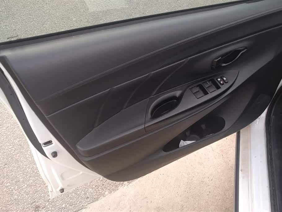 Toyota YARiS L Zhixuan