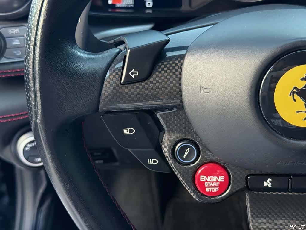 Ferrari GTC4Lus, 2019 24