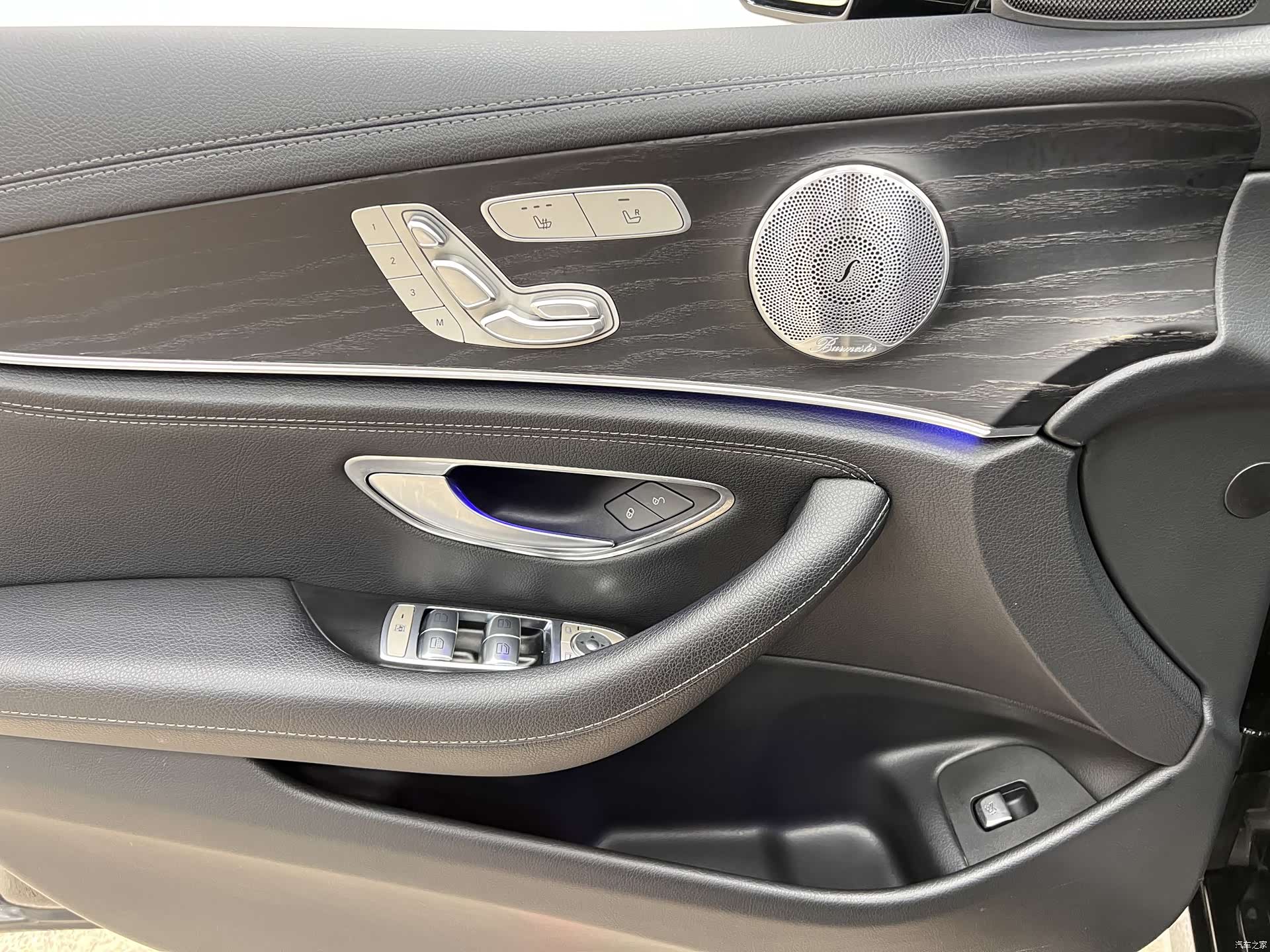 Mercedes-Benz E-Class, 2020 28