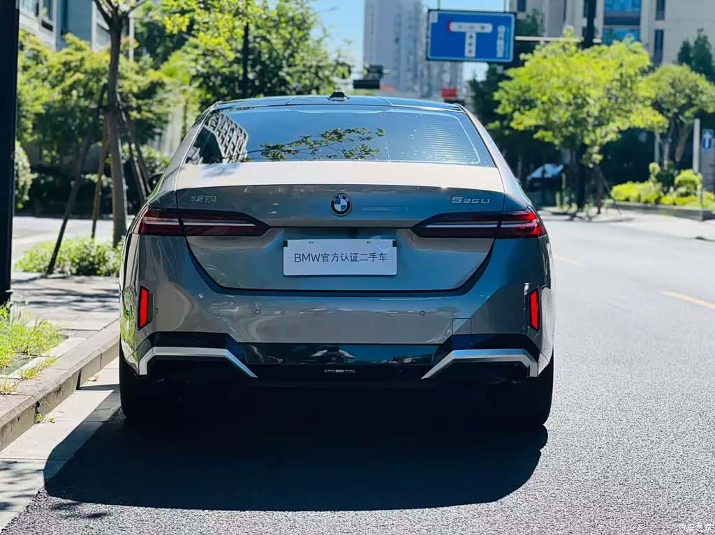 BMW 5 Series, 2024 все фото