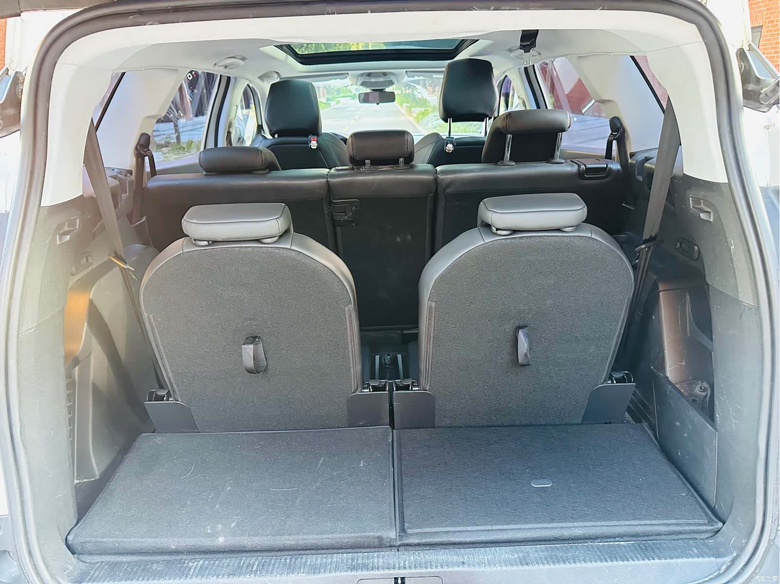 Peugeot 5008, 2017 19