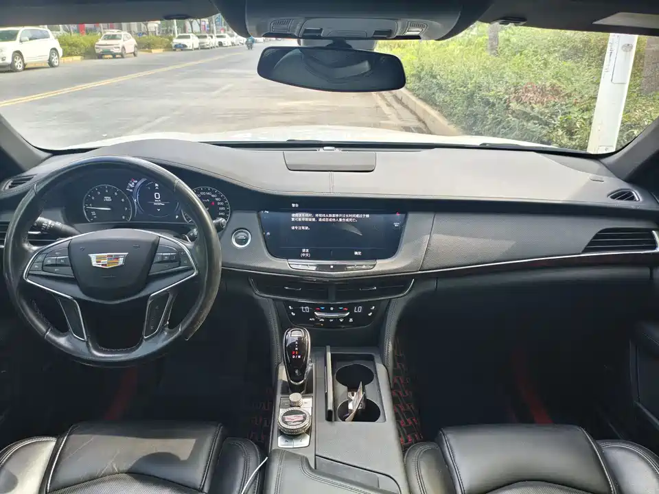Cadillac CT6