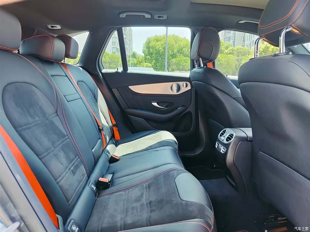 Mercedes-Benz GLC, 2019 16