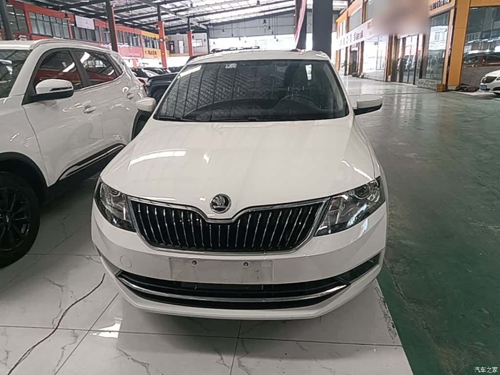 Skoda Rapid, 2020 3