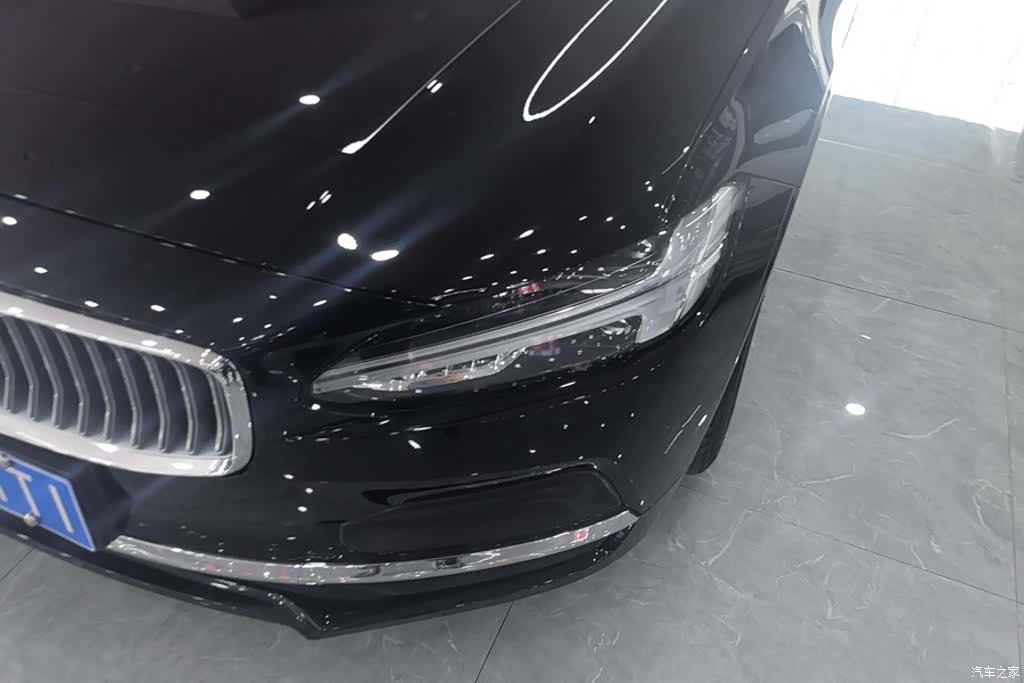 Volvo S90, 2024 все фото