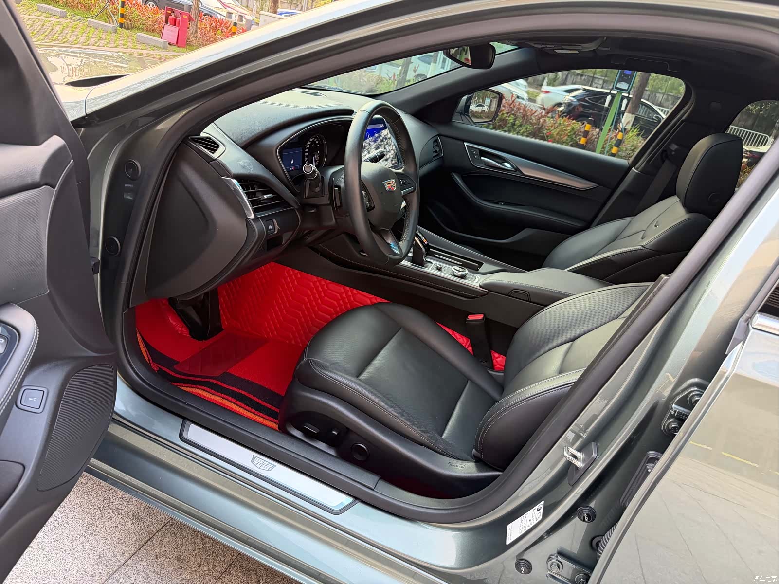 Cadillac CT5, 2023 все фото