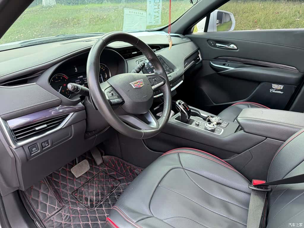 Cadillac XT4, 2020 7