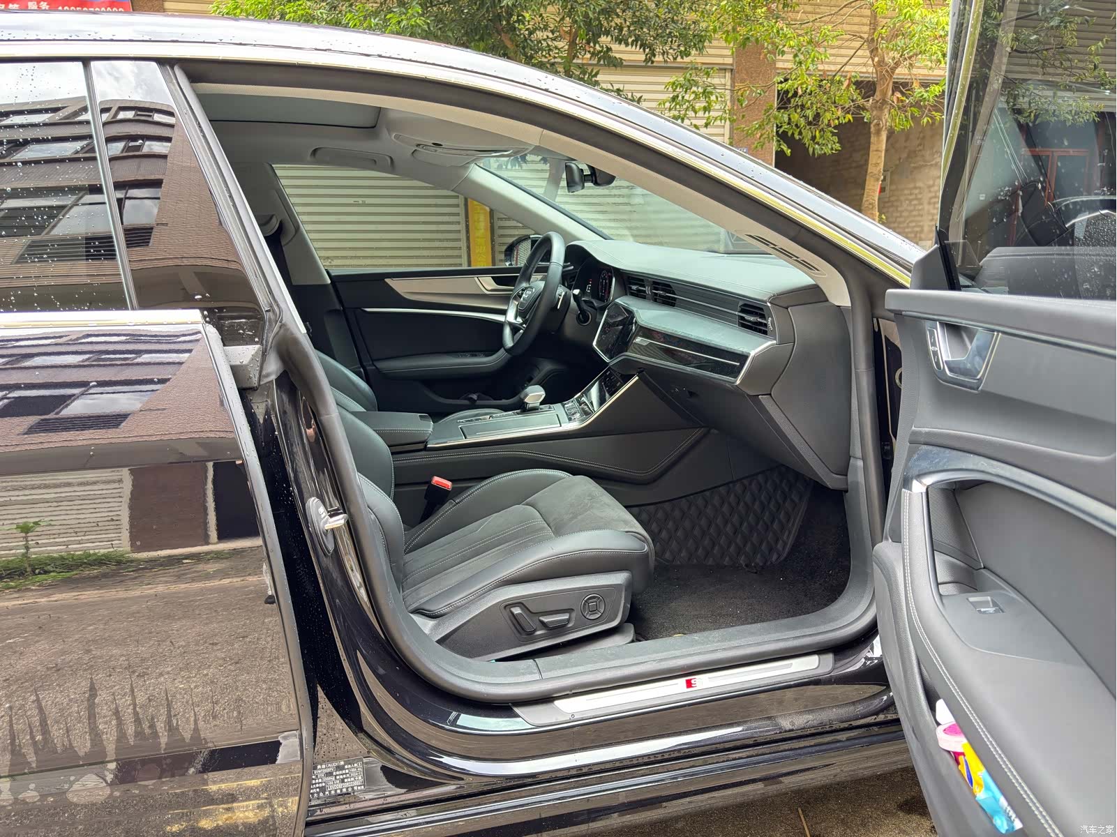 Audi A7L, 2025 16