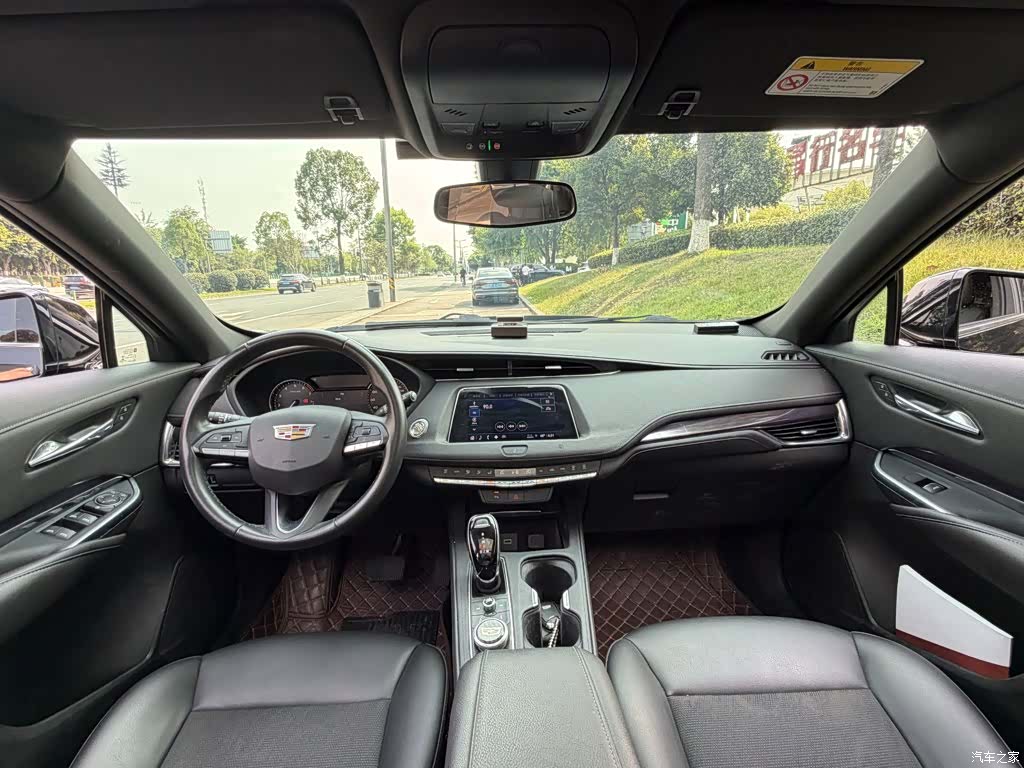 Cadillac XT4, 2020 13