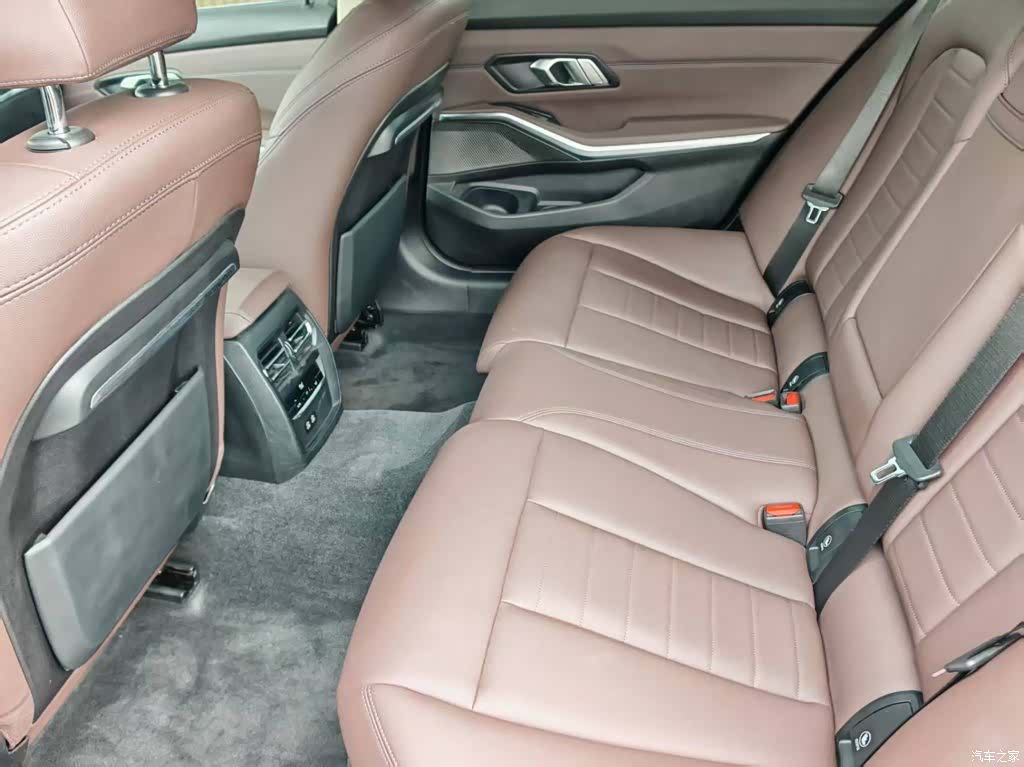 BMW 3 Series, 2020 10