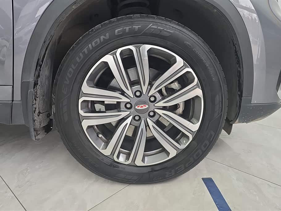 Chery Tiggo 8