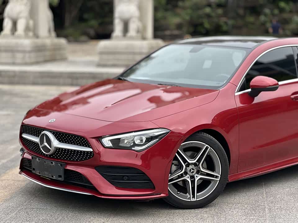 Mercedes-Benz CLA