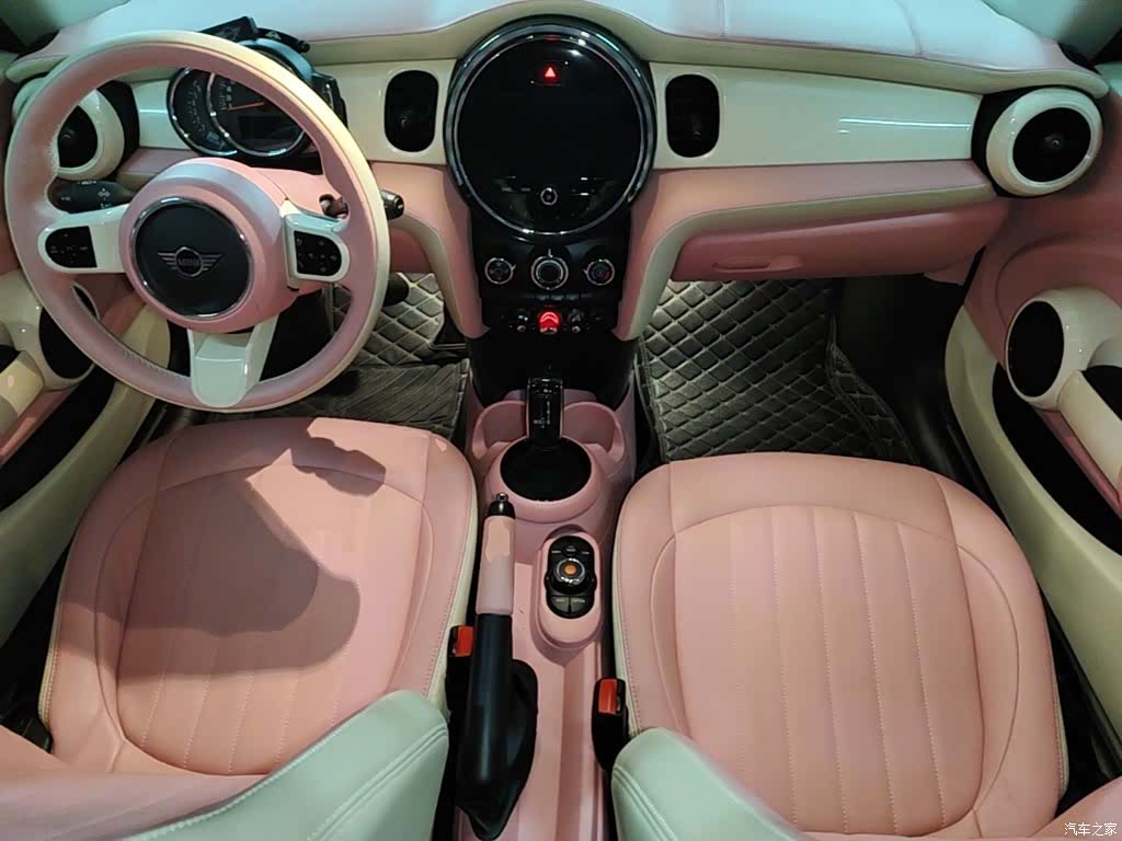 Mini ONE, 2022 10
