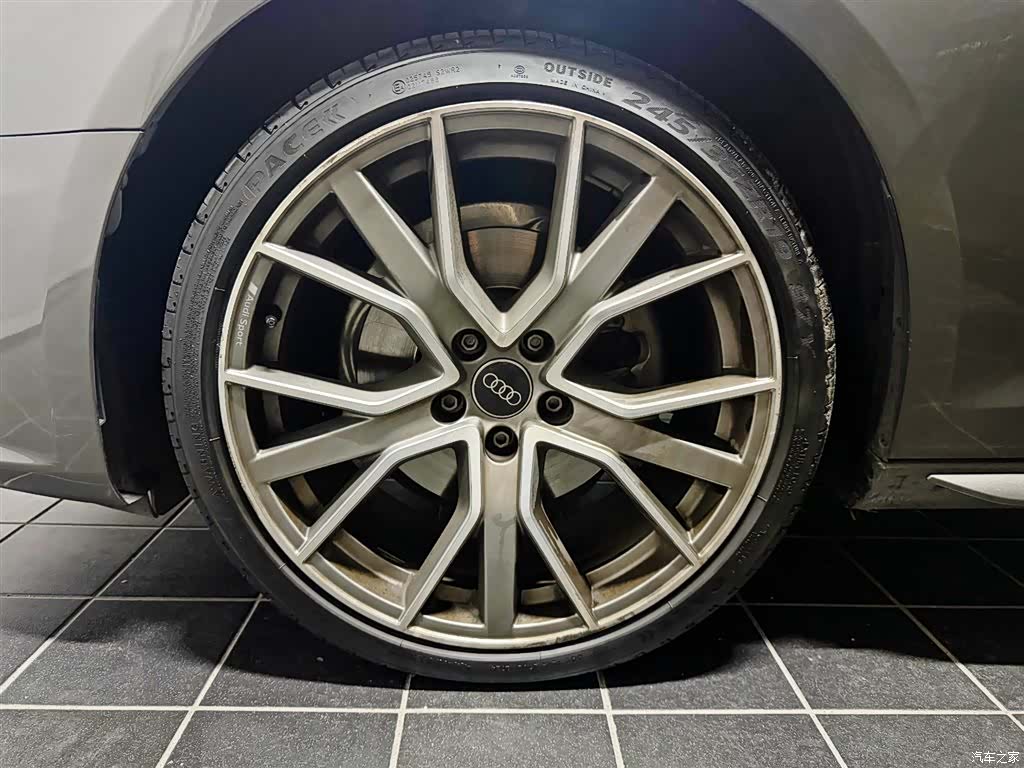 Audi A4, 2021 15