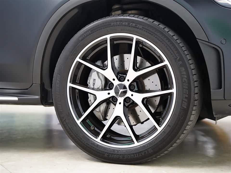 Mercedes-Benz GLC Coupe AMG Mercedes-Benz GLC Coupe AMG