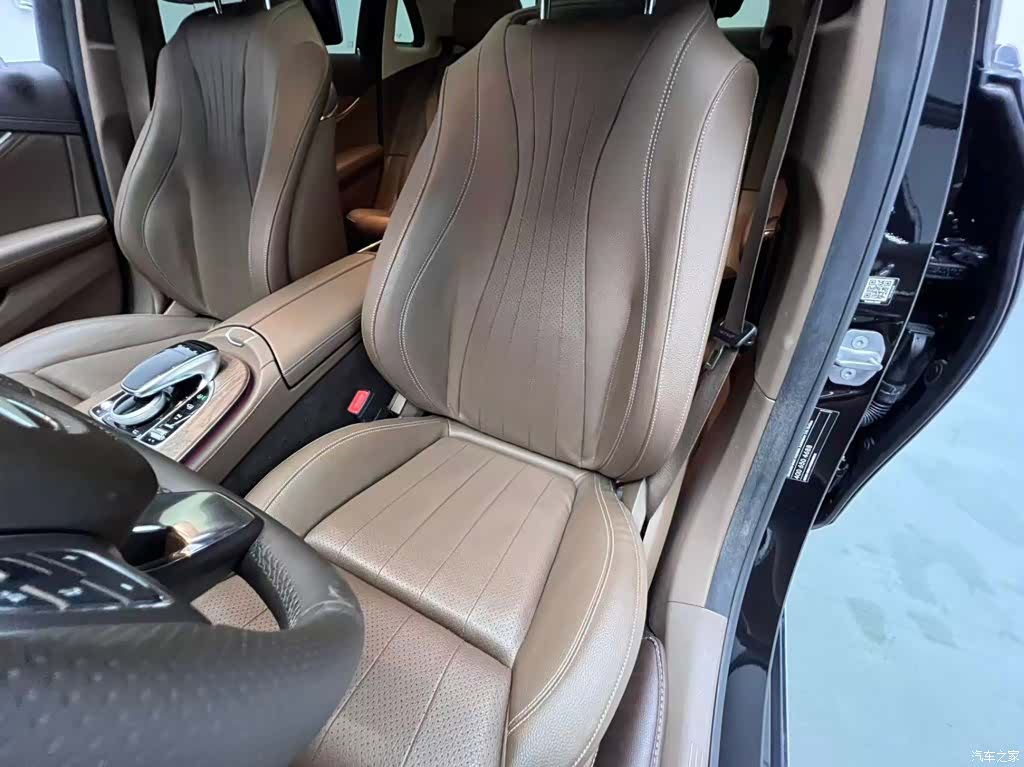 Mercedes-Benz E-Class, 2018 4