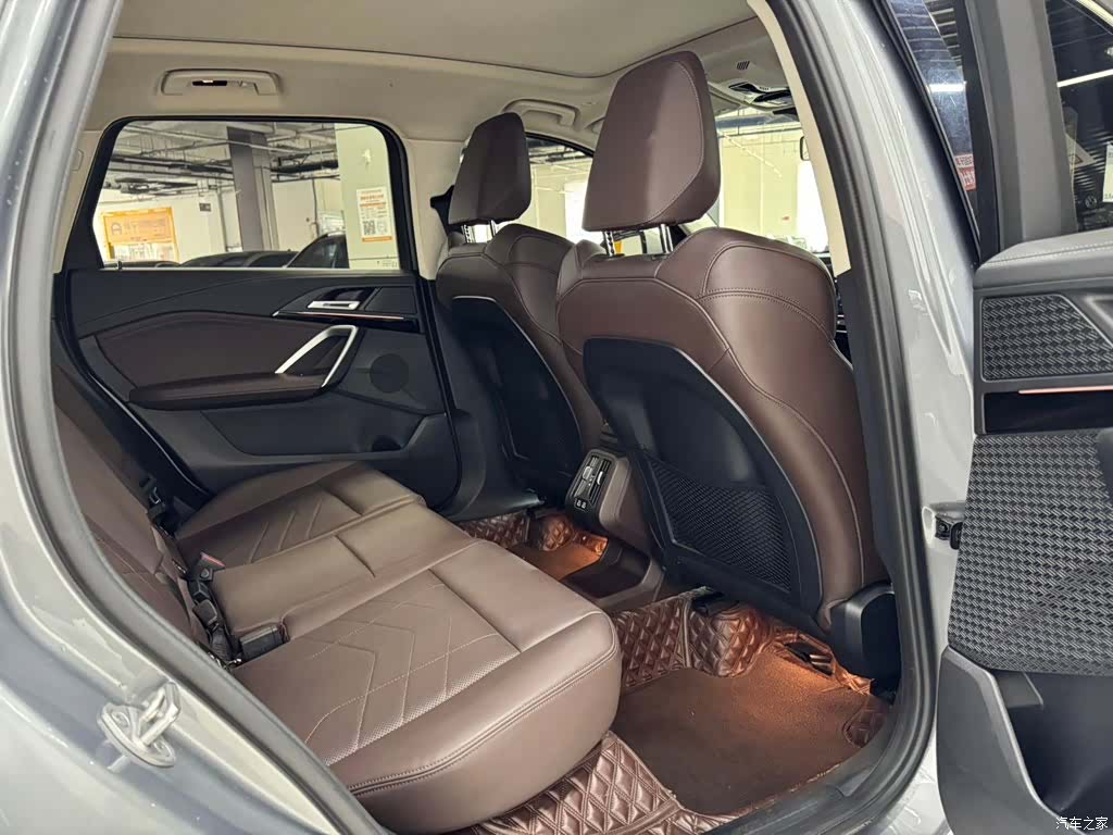 BMW X1, 2023 10