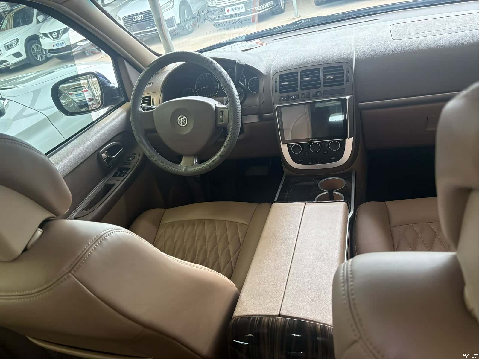 Buick GL8, 2015 6