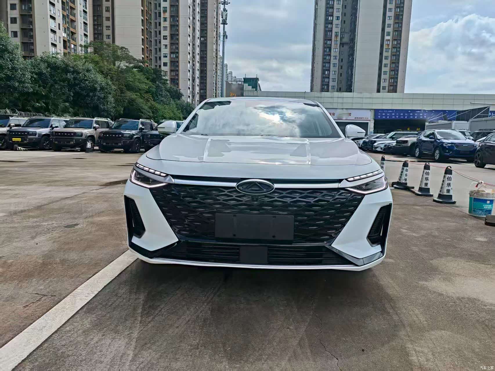 Chery Arrizo 8, 2023 2