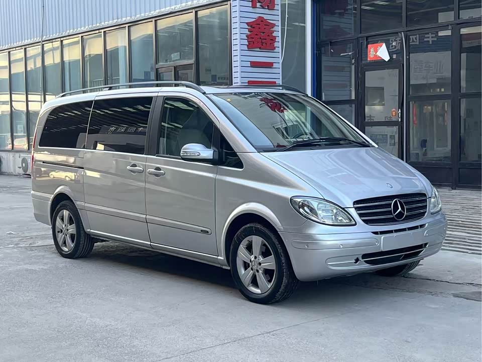 Mercedes-Benz Viano
