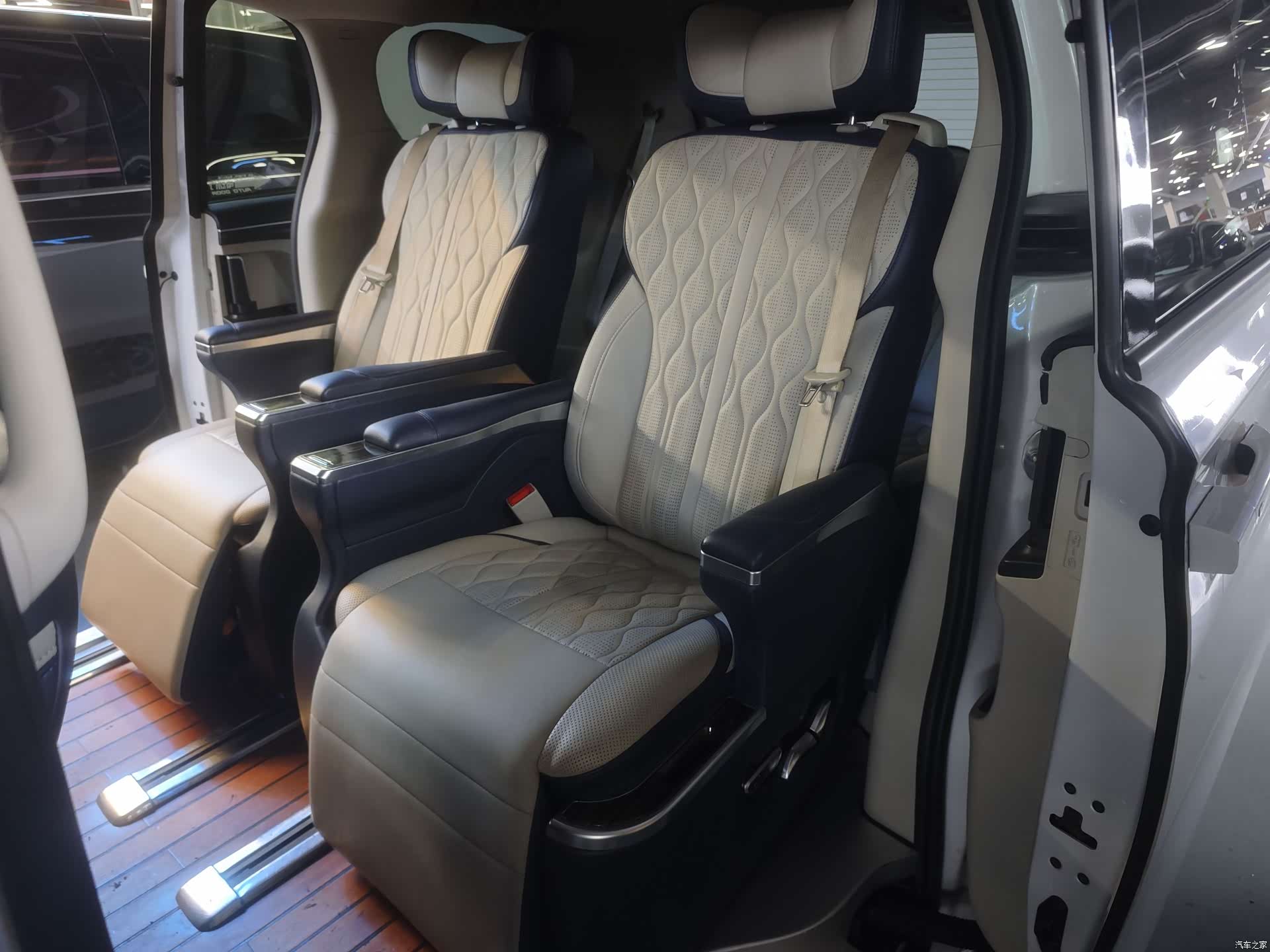 Buick GL8, 2020 11