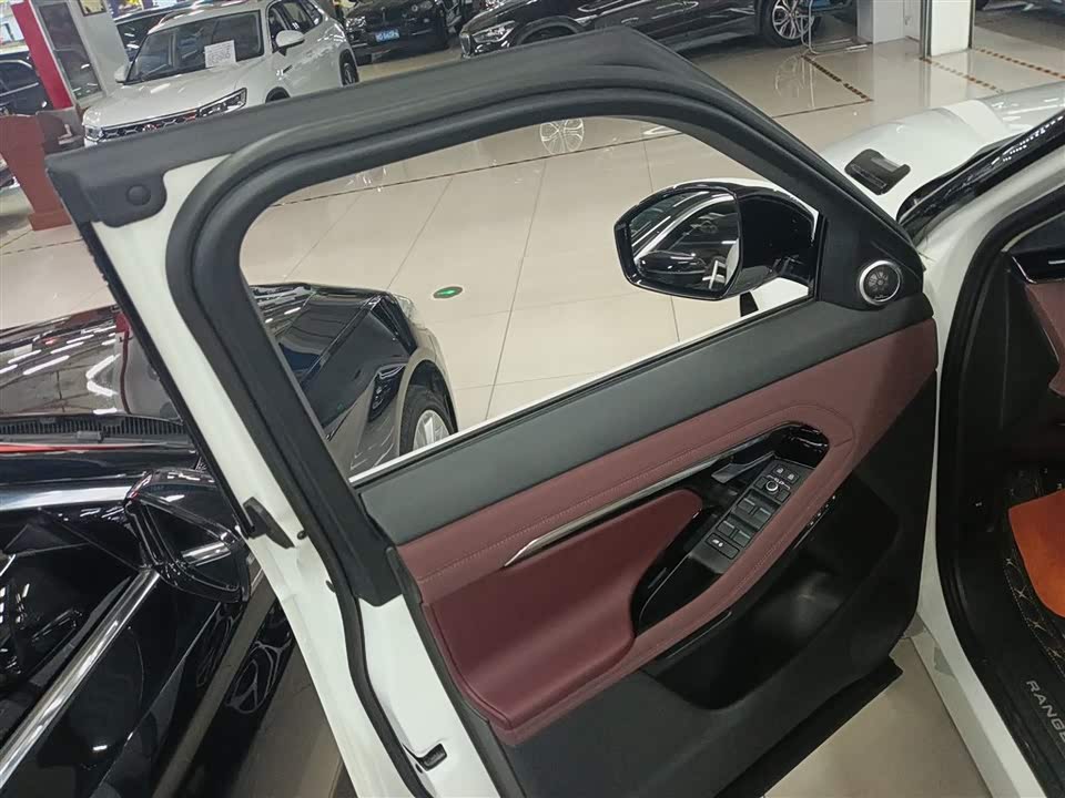 Land Rover Range Rover Aurora