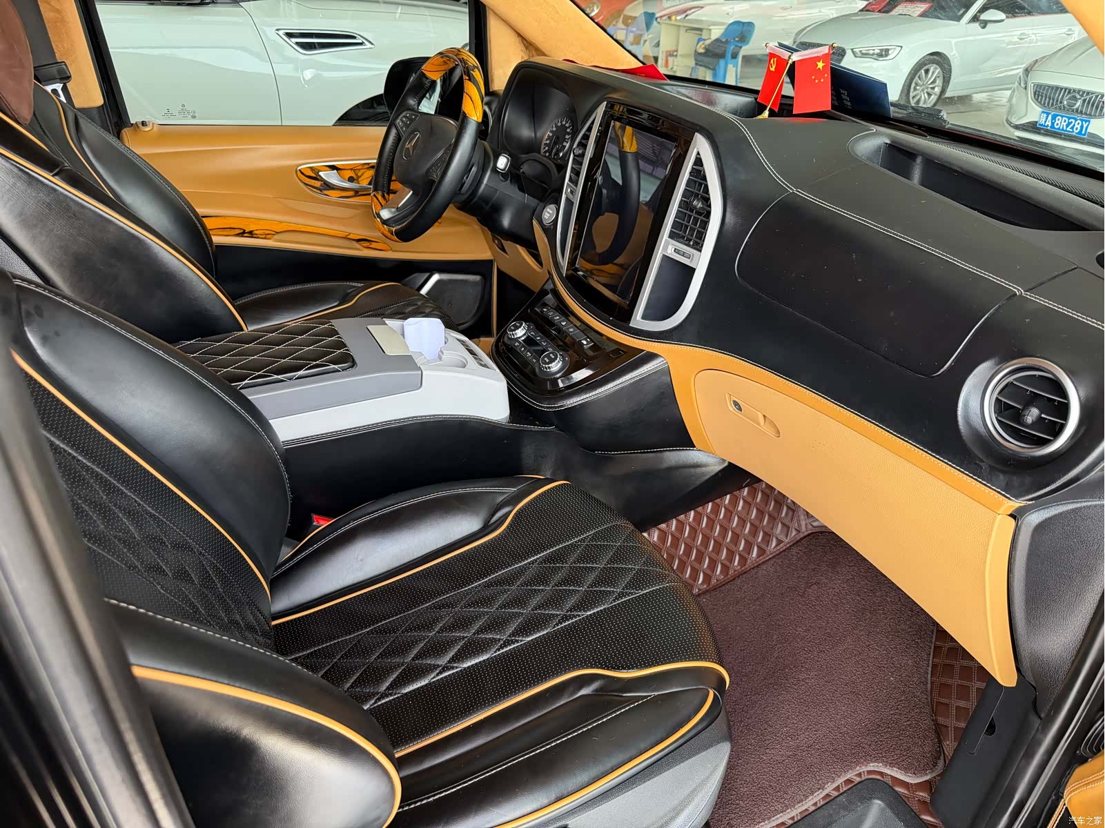 Mercedes-Benz V, 2018 13
