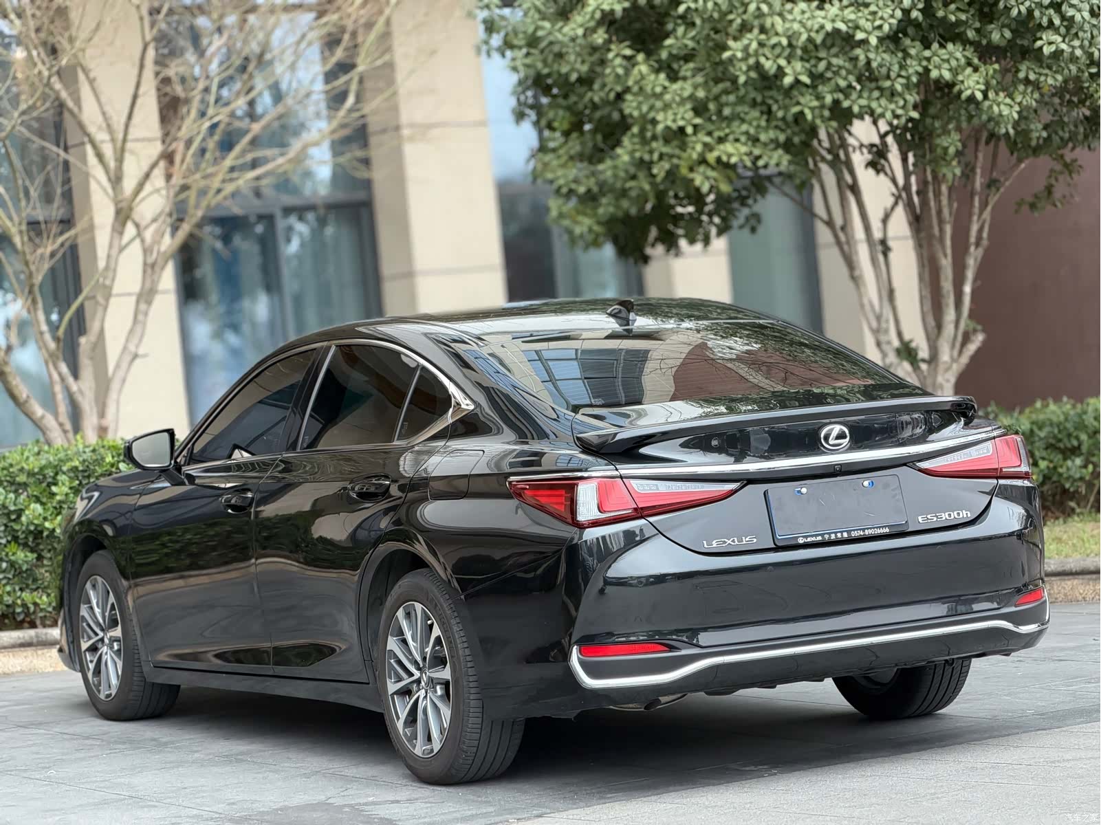 Lexus ES, 2024 9