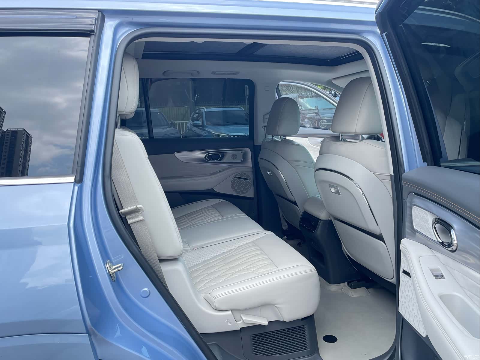 Trumpchi GS8, 2022 13