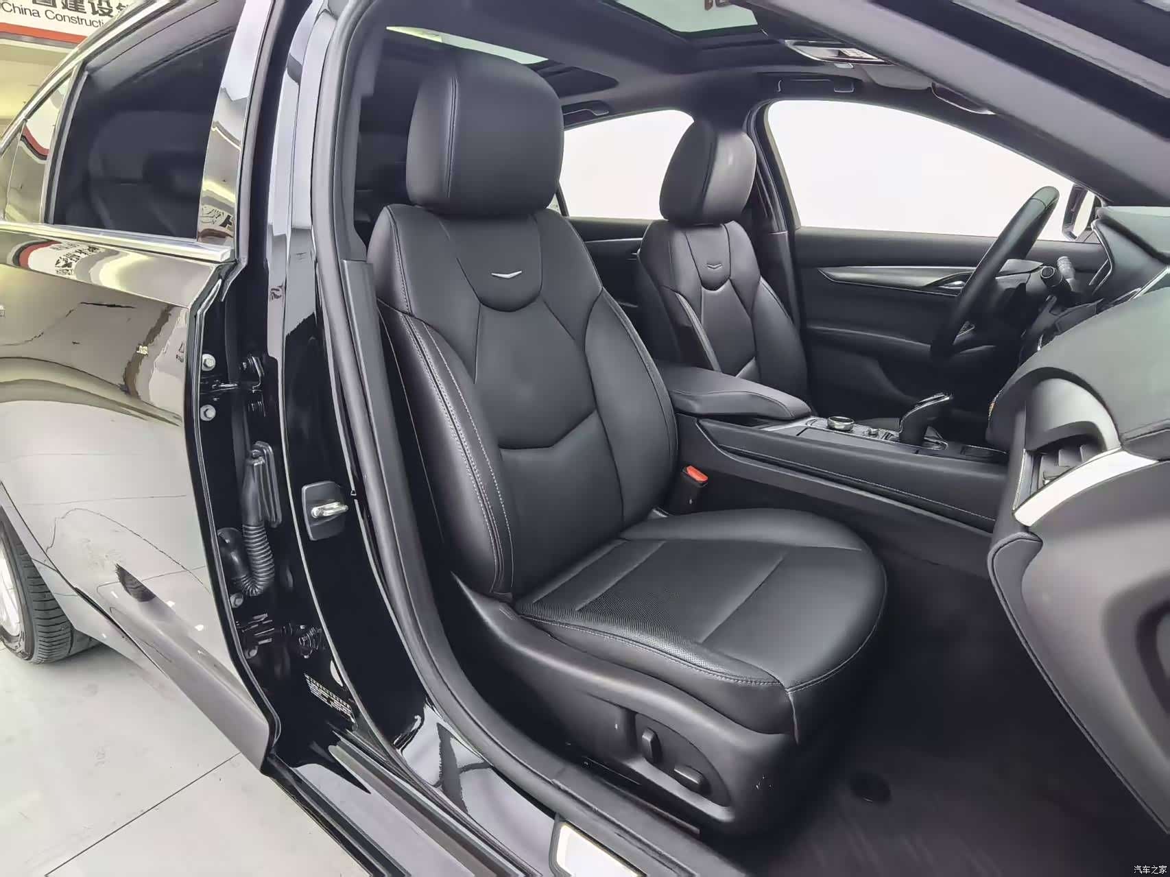 Cadillac CT5, 2023 8