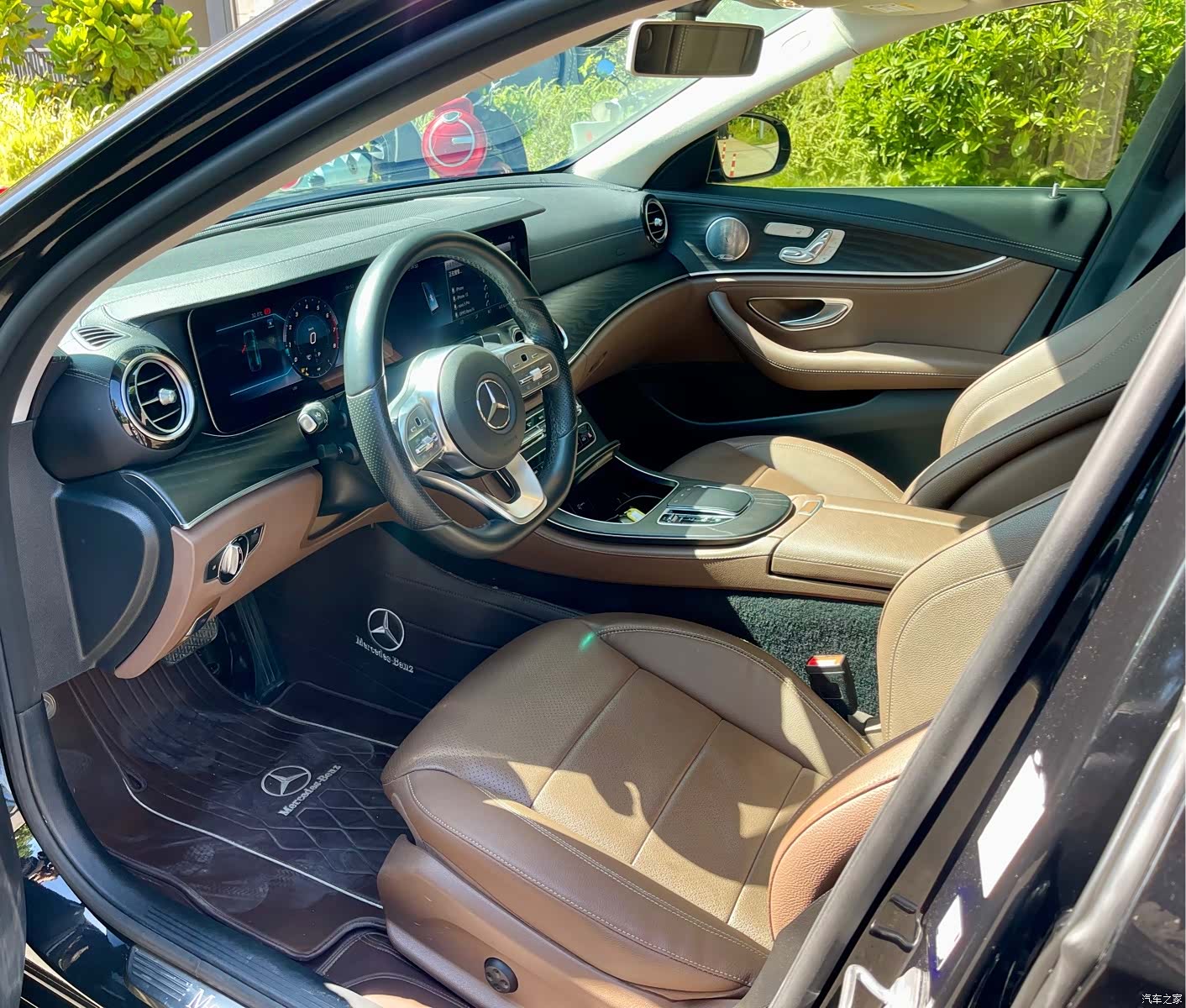 Mercedes-Benz E-Class, 2020 4