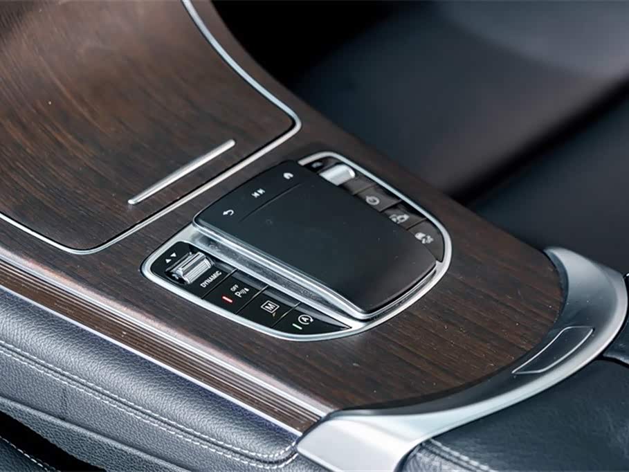 Mercedes-Benz GLC Mercedes-Benz GLC