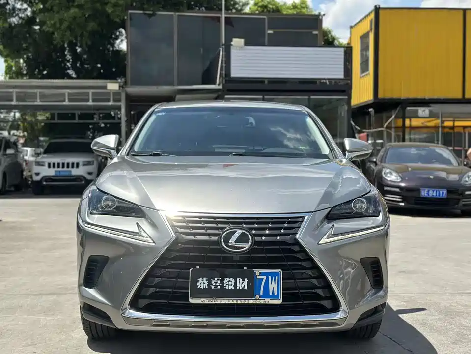 Lexus NX