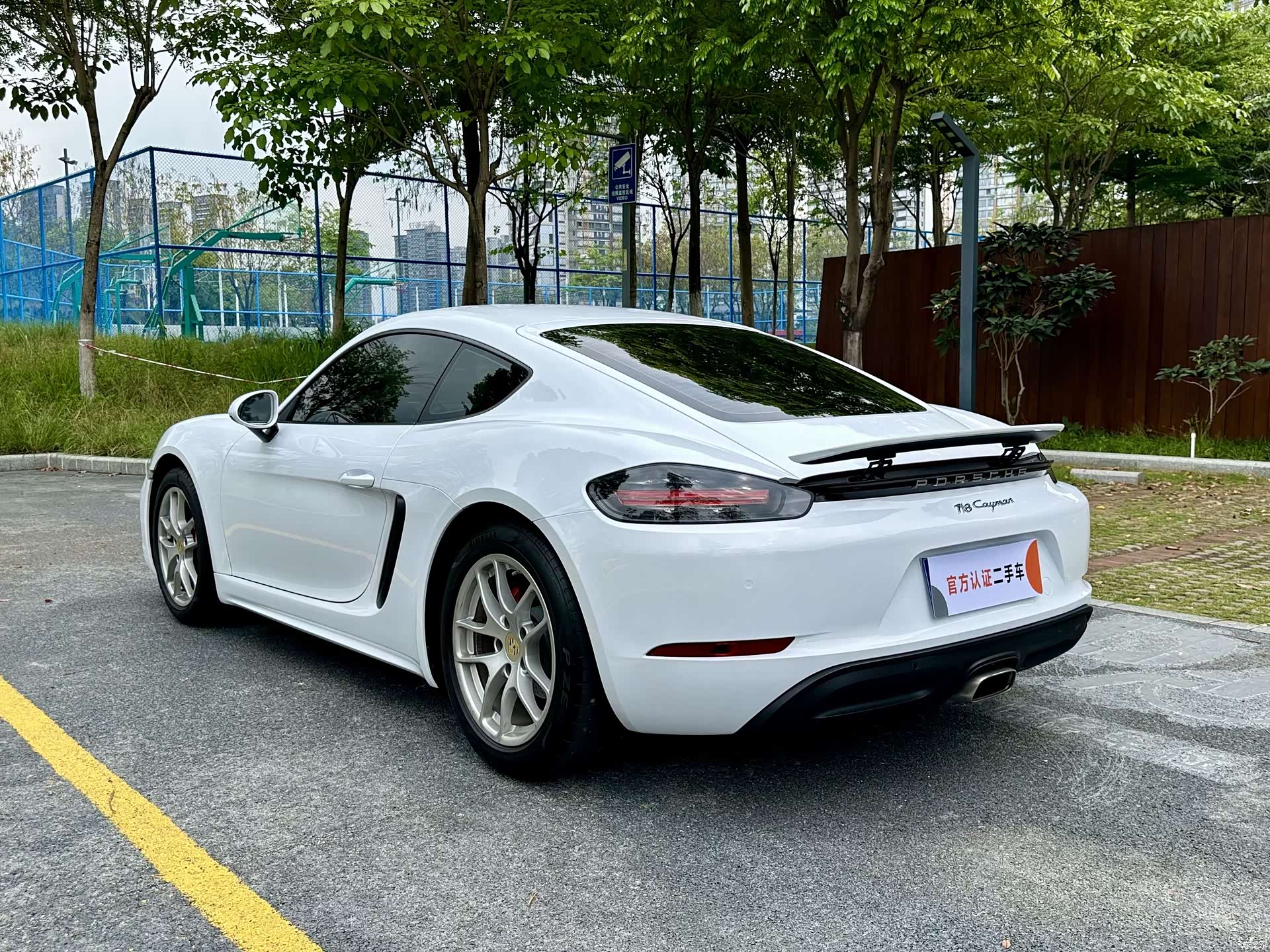 Porsche Cayman, 2017 6