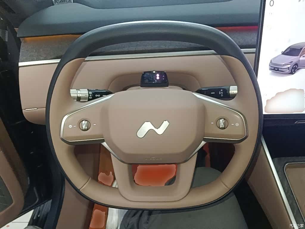 NIO L90, 2025 7
