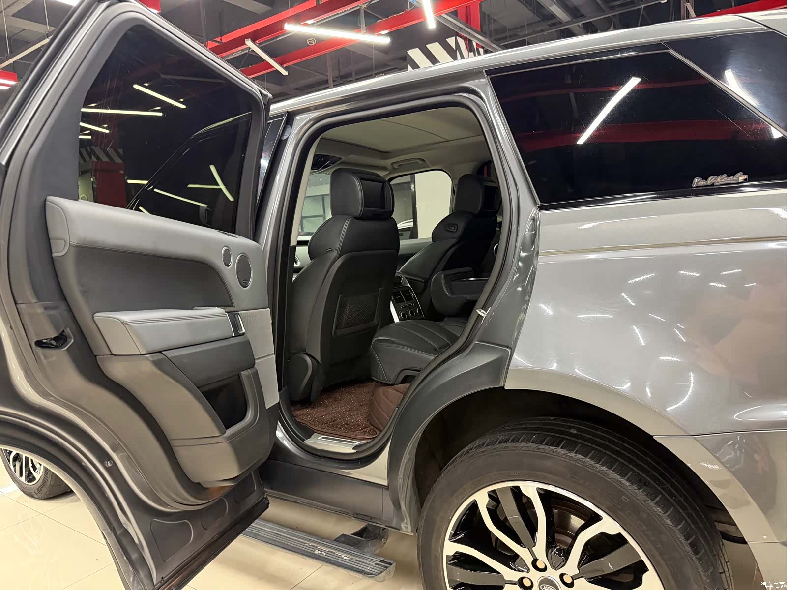 Land Rover Range Rover, 2014 33