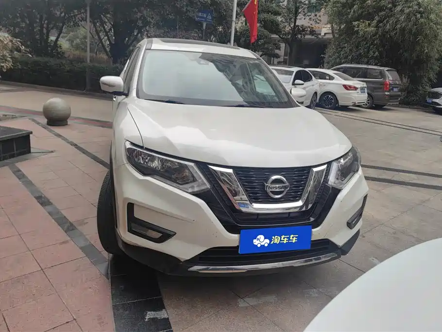 Nissan Qijun