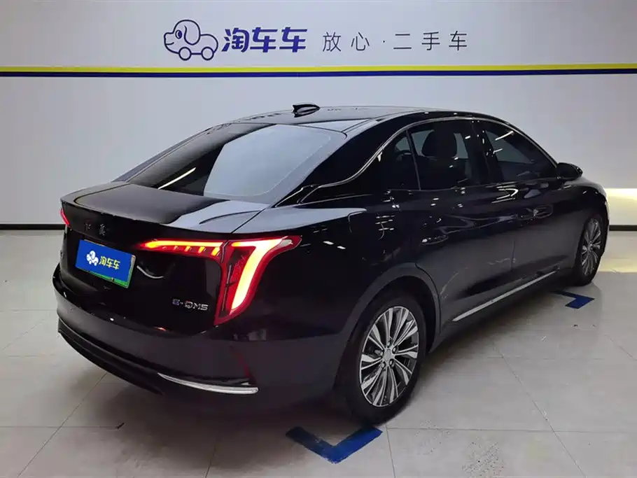 Hongqi E-QM5 Hongqi E-QM5