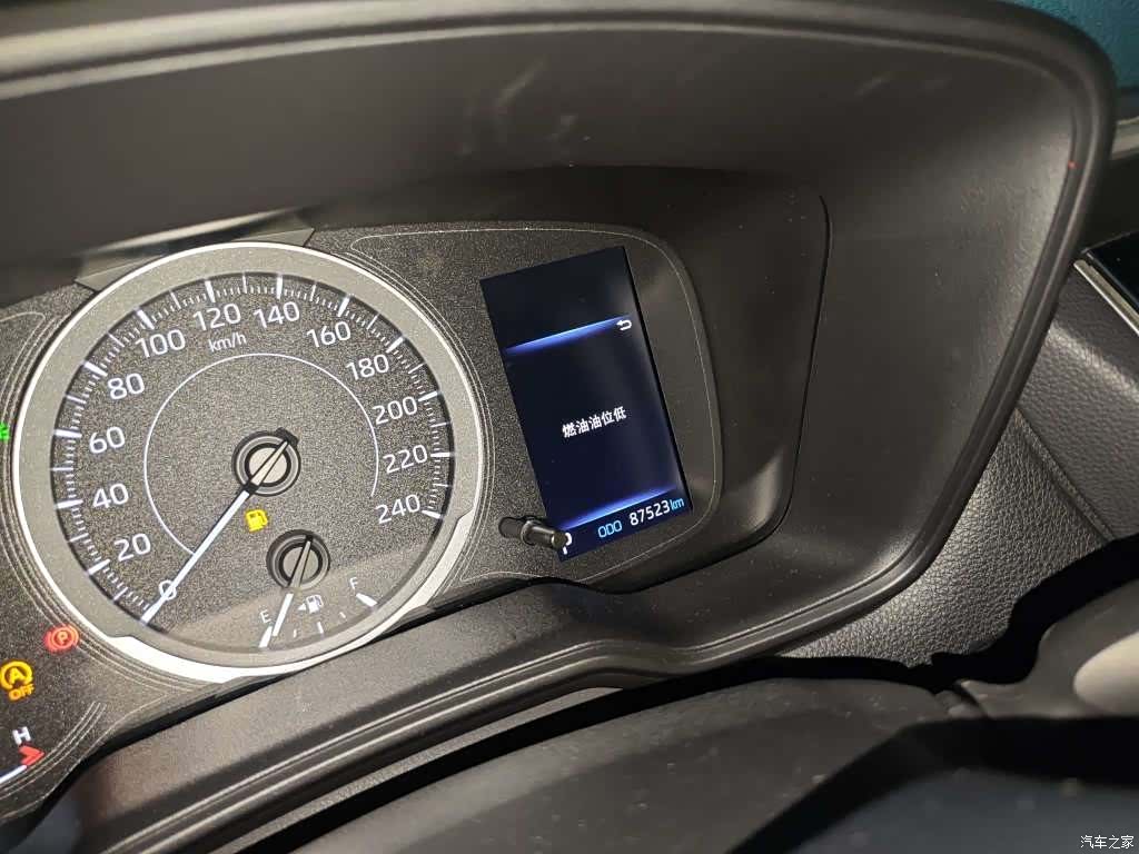 Toyota Frontlander, 2022 все фото