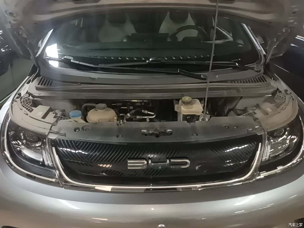 BYD Dolphin, 2022 20