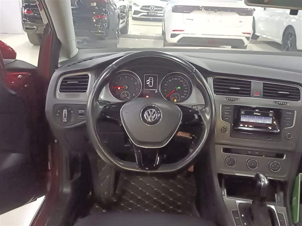 Volkswagen golf