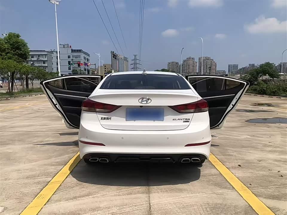 Hyundai Lead