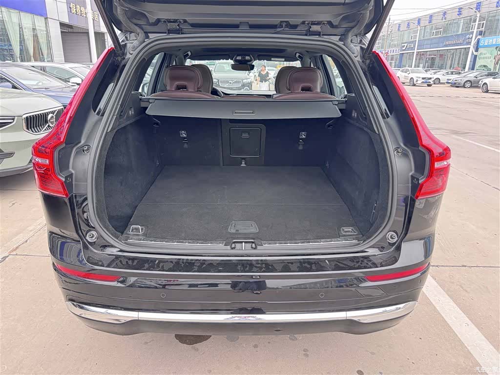 Volvo XC60, 2024 13