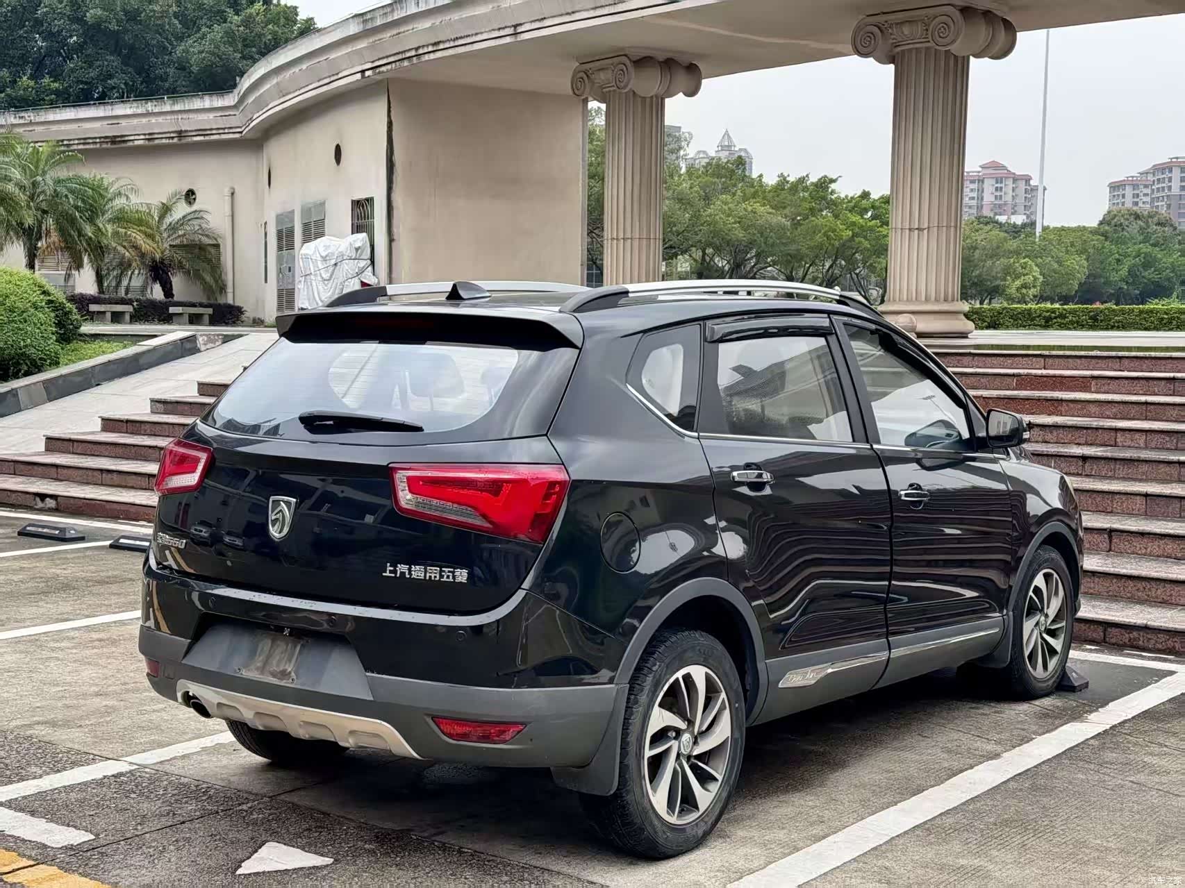 Wuling 560, 2016 7