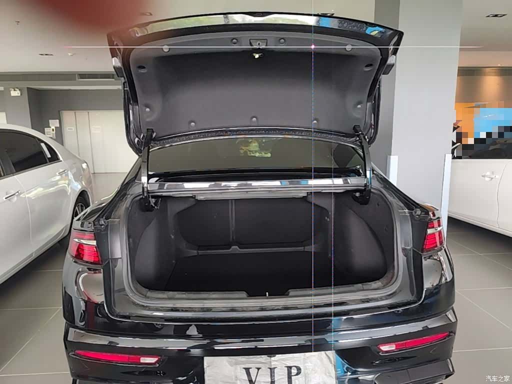 Geely Preface, 2025 19