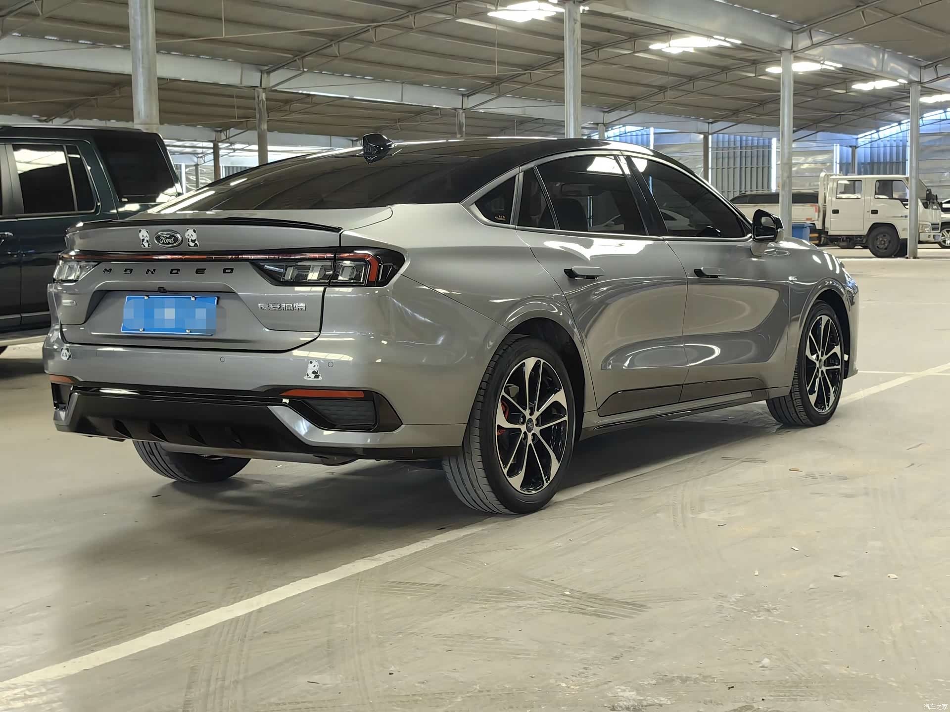 Ford Mondeo, 2023 4